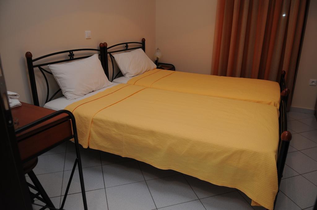Sofia Apartman Gíthio Szoba fotó