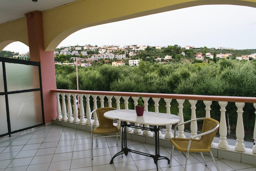 Sofia Apartman Gíthio Szoba fotó