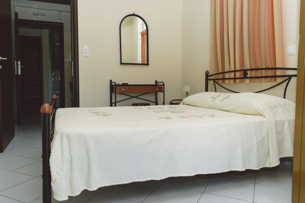 Sofia Apartman Gíthio Szoba fotó