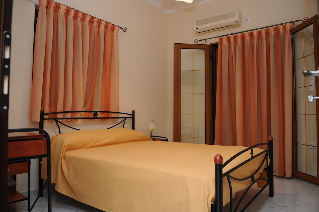 Sofia Apartman Gíthio Szoba fotó