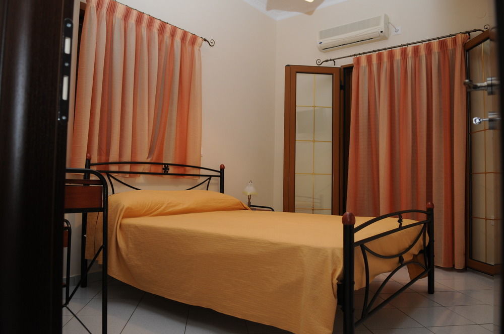 Sofia Apartman Gíthio Kültér fotó
